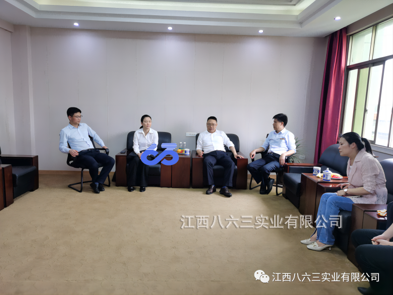 萍鄉學(xué)院黨委委員、副院長(cháng)邱建丁一行到八六三開(kāi)展調研指導